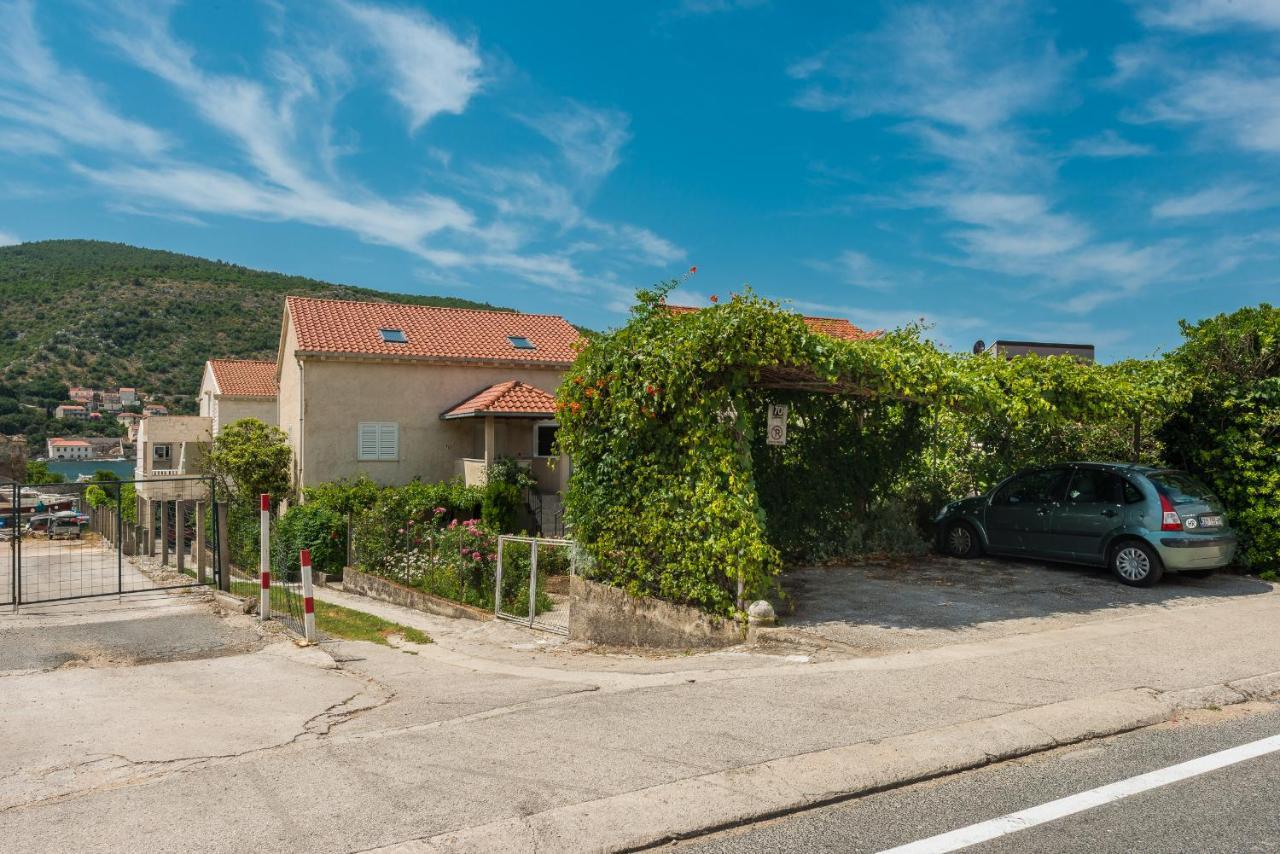 Guest House Riverside Mokošica Rum bild